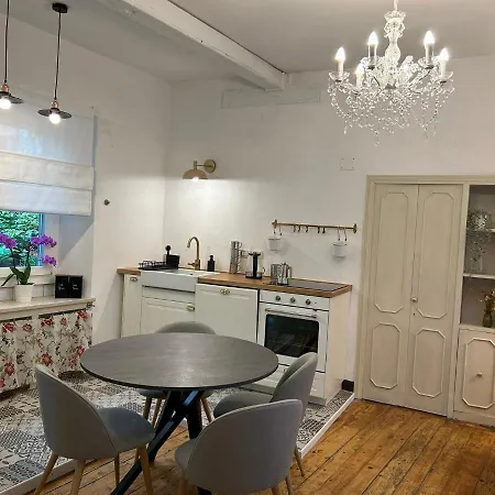 Apartament Casa Blanche *